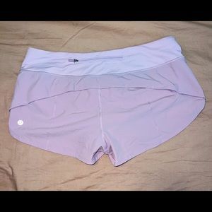 LuluLemon Speed Up Low-Rise Lined Short 2.5